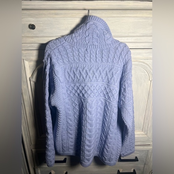 Aran‎ Crafts Ireland Powder Blue Full Zip Cableknit Chunky Sweater Cozy - Picture 10 of 10